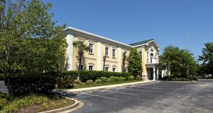 550-Long-Point-Rd-Mount-Pleasant-SC-Primary-Photo-1-HighDefinition